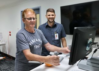 Cooroy hospital robotic rehab program uses virtual-reality technology to help stroke patients – ABC News