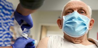 Pfizer wants to give you a booster shot—but experts say it’s too soon