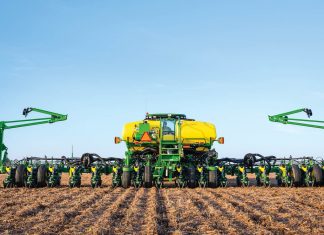Right-to-Repair Advocates Question John Deere’s New Promises
