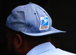 The US Post Office Is Spying on the Mail. Senators Want to Stop It
