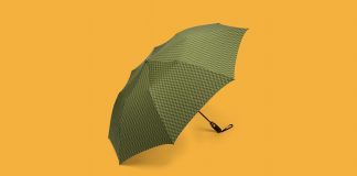 12 Best Umbrellas (2023): Windproof, Cheap, Tiny, and Clear Bubble