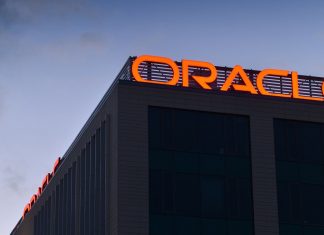 Oracle Helidon 4 Java microservices framework stresses virtual threads