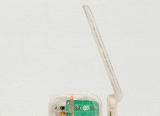 The New Hot Handset Is a Cute and Transparent Dumb Phone You Can’t Buy