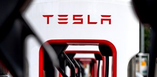 As Questions Swirl Around Tesla’s Superchargers, the Race Is On to Fill the Power Gap