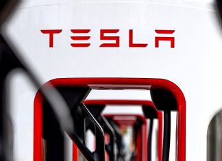 As Questions Swirl Around Tesla’s Superchargers, the Race Is On to Fill the Power Gap