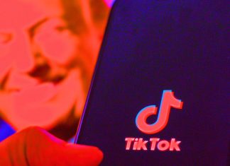Trump Signs Executive Order Saving TikTok for 75 Days